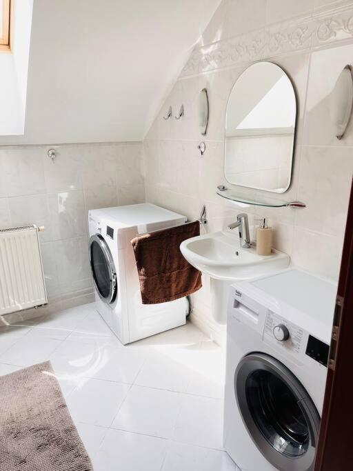 Apartman Se Zahradou 20 Minut Do Centra Prahy Оржех Экстерьер фото