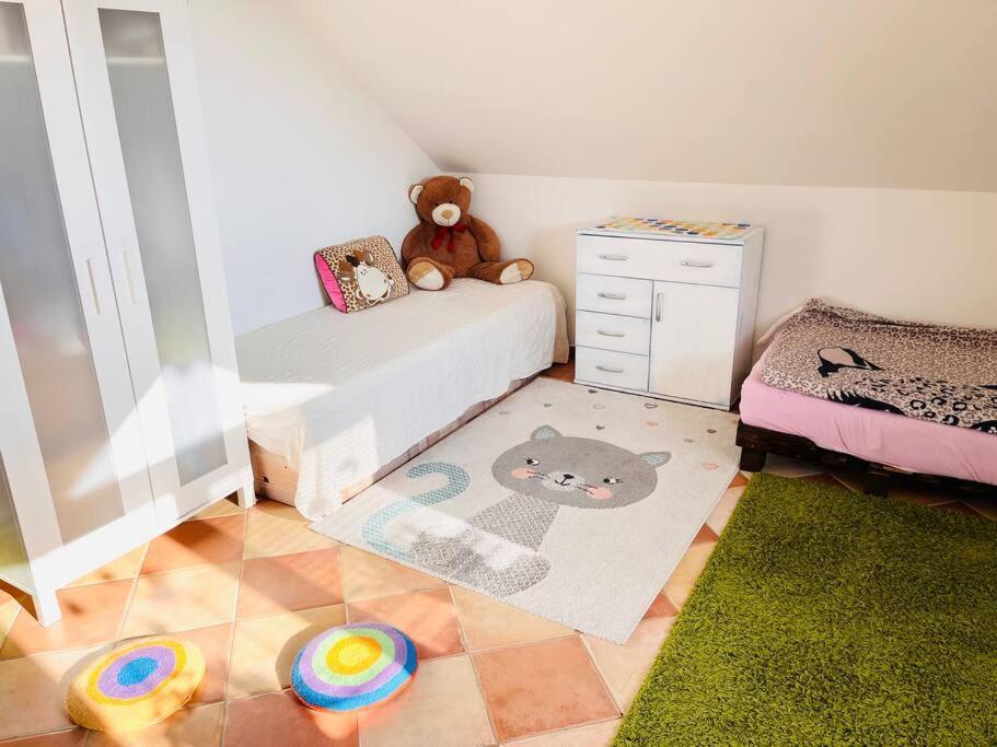 Apartman Se Zahradou 20 Minut Do Centra Prahy Оржех Экстерьер фото